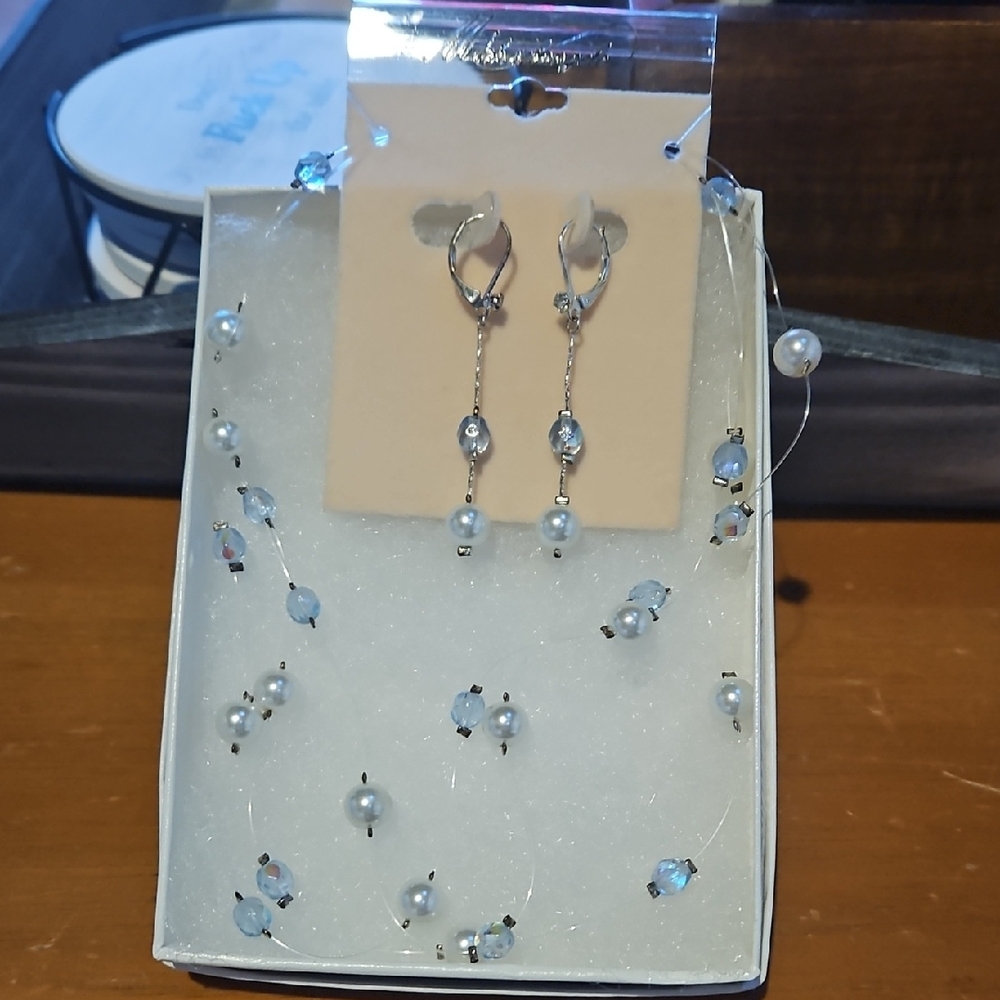 Elegant Silver and Blue Jewelry Set